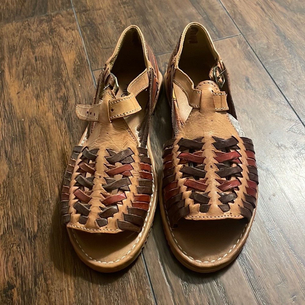 Leather sandals